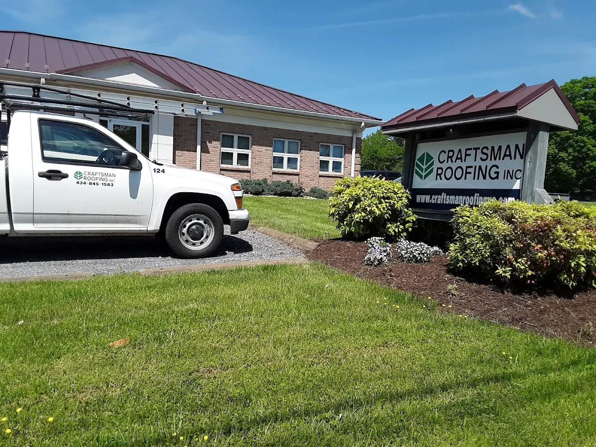 Quality Roof Replacement by experienced craftsmen in Evanston